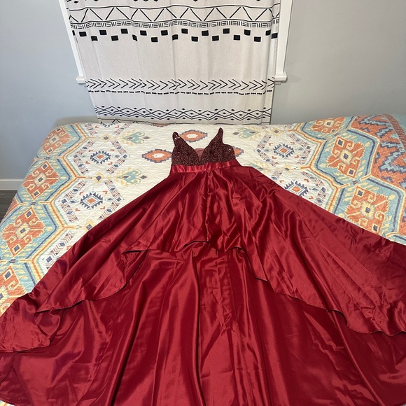 Burgundy High-Low dress with beaded top - Picture 2 of 4